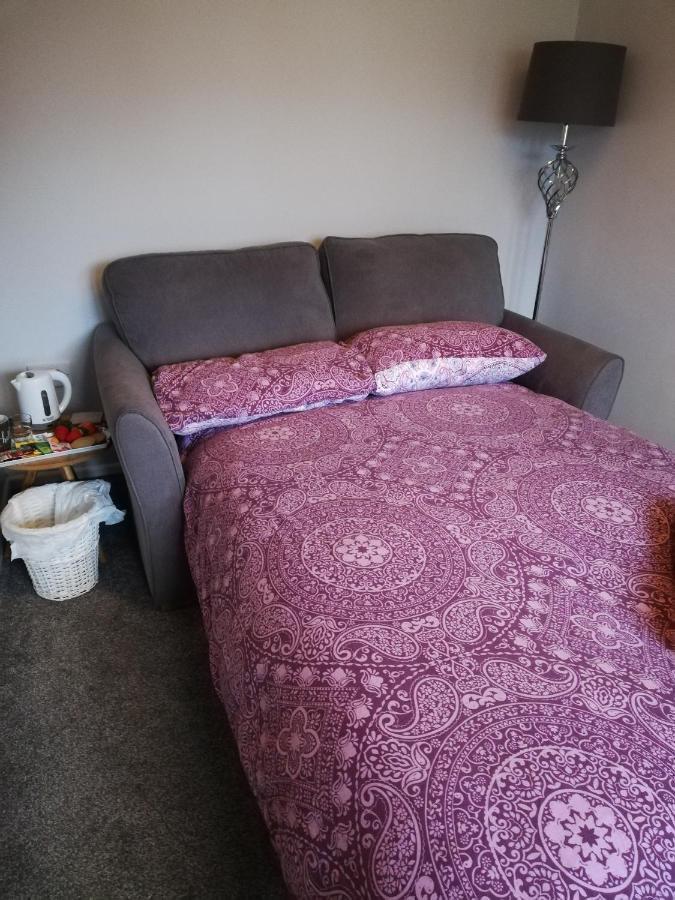 Hotel Little Cosy Cwtsh à Pontyclun Extérieur photo